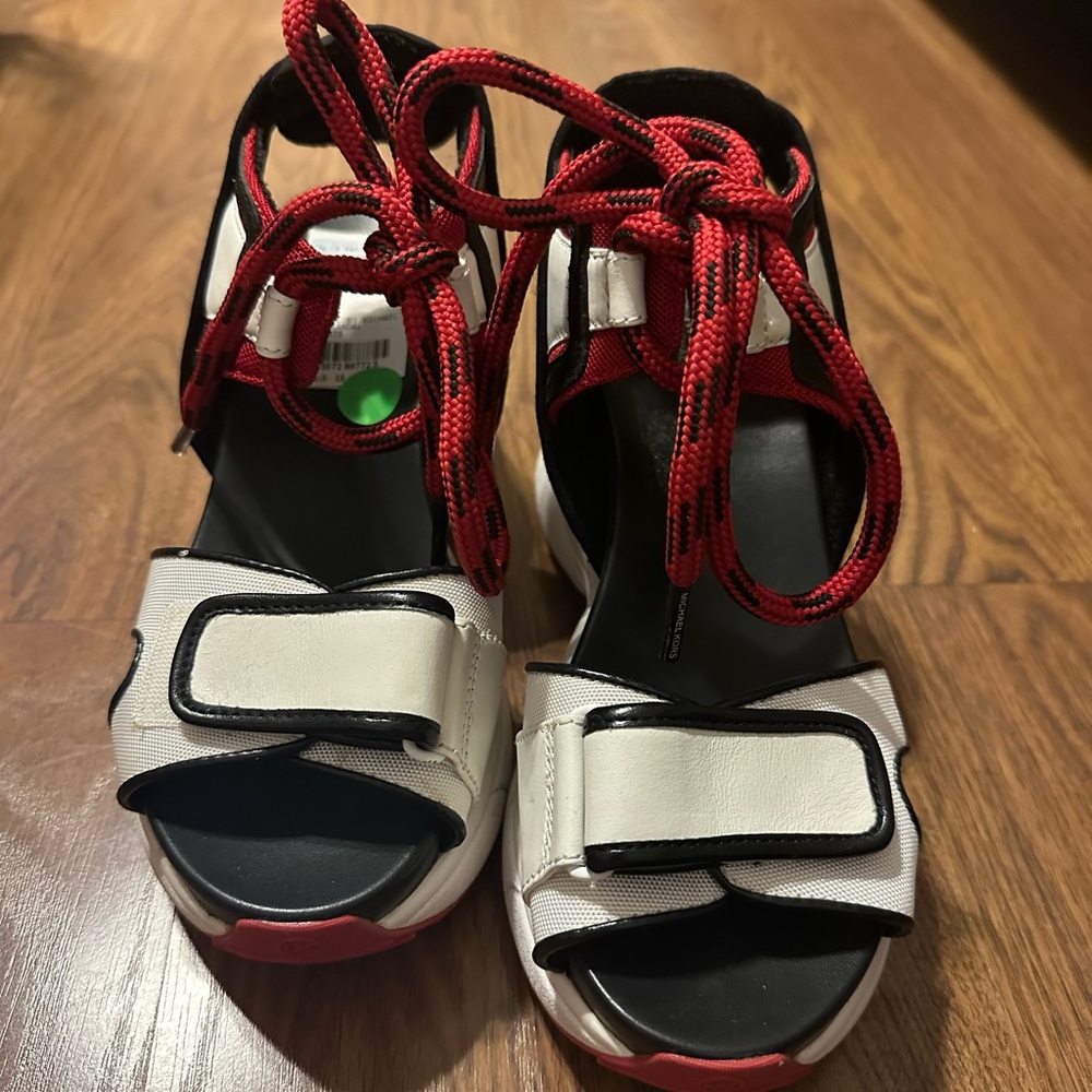 Michael Kors Irma Sandals size 5